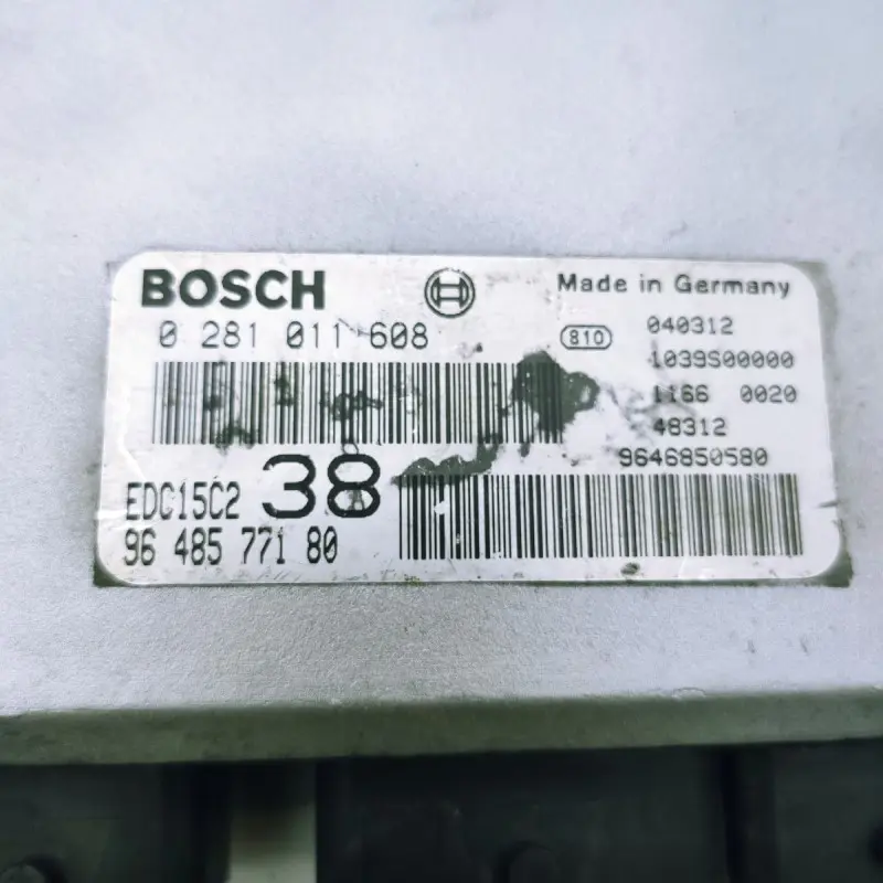 ECU BOSCH Citroen y Peugeot EDC15C2-11.2 / EDC 15C2-11.2 / 0281011608 | 0281 011 608 | 0 281 011 608 / 9648577180 | 96 485 771 80 ECU BOSCH Citroen y Peugeot EDC15C2-11.2 / EDC 15C2-11.2 / 0281011608 | 0281 011 608 | 0 281 011 608 / 9648577180 | 96 485 771 80 - Imagen 2